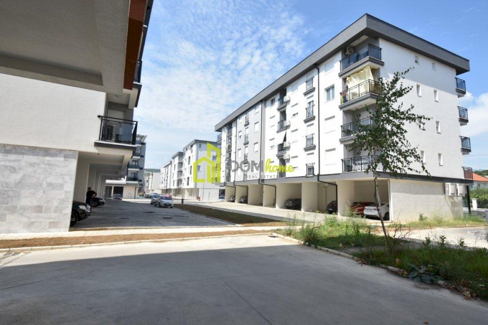 Jednosoban stan 42m2, Blok 9